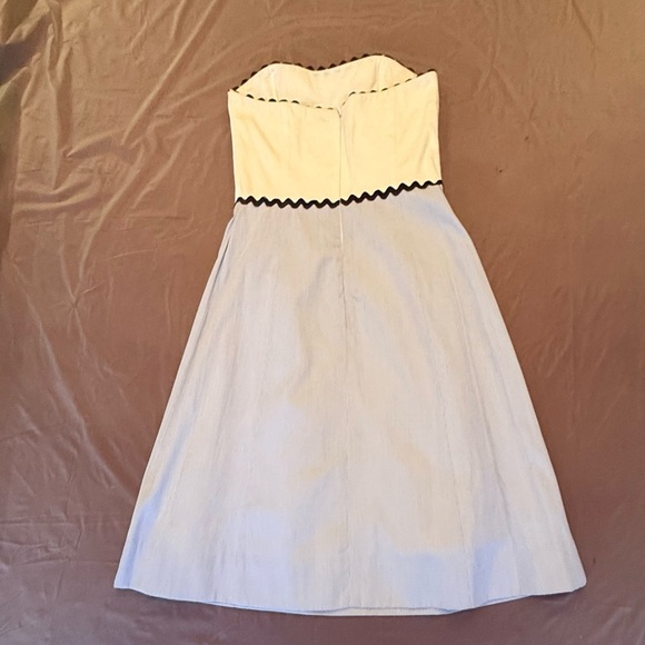 Molly B Color Block Blue/White Strapless Dress with Ribbon edge Size 2 - Picture 2 of 9